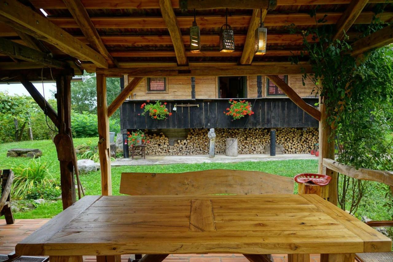 Villa Dorina Hiza Karlovac Exterior foto